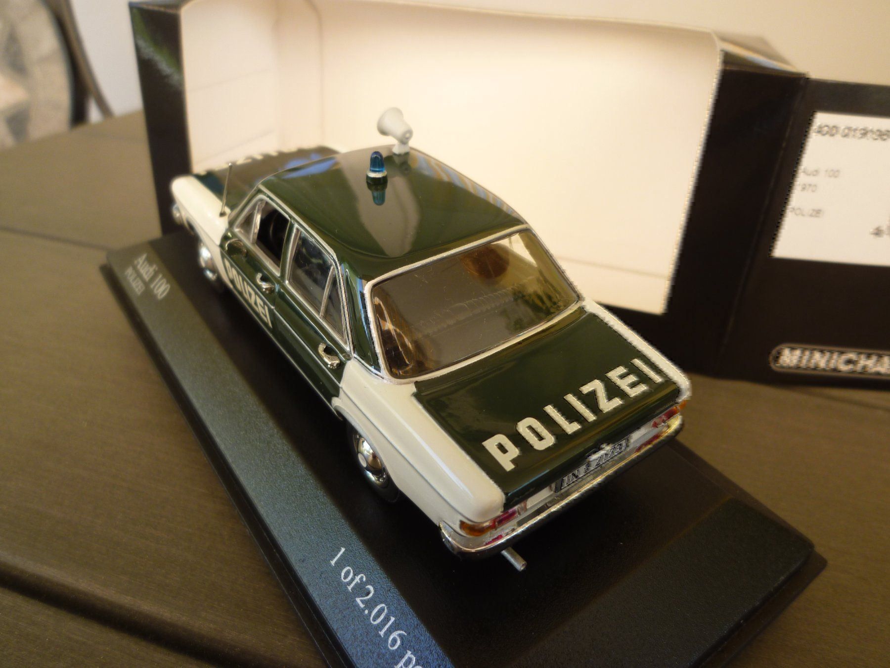 Audi Modellini d'auto: Audi 100 "Polizei" (1970) – Nuovo e nell'imballaggio originale da Flawil venduto da Imperiosud 3