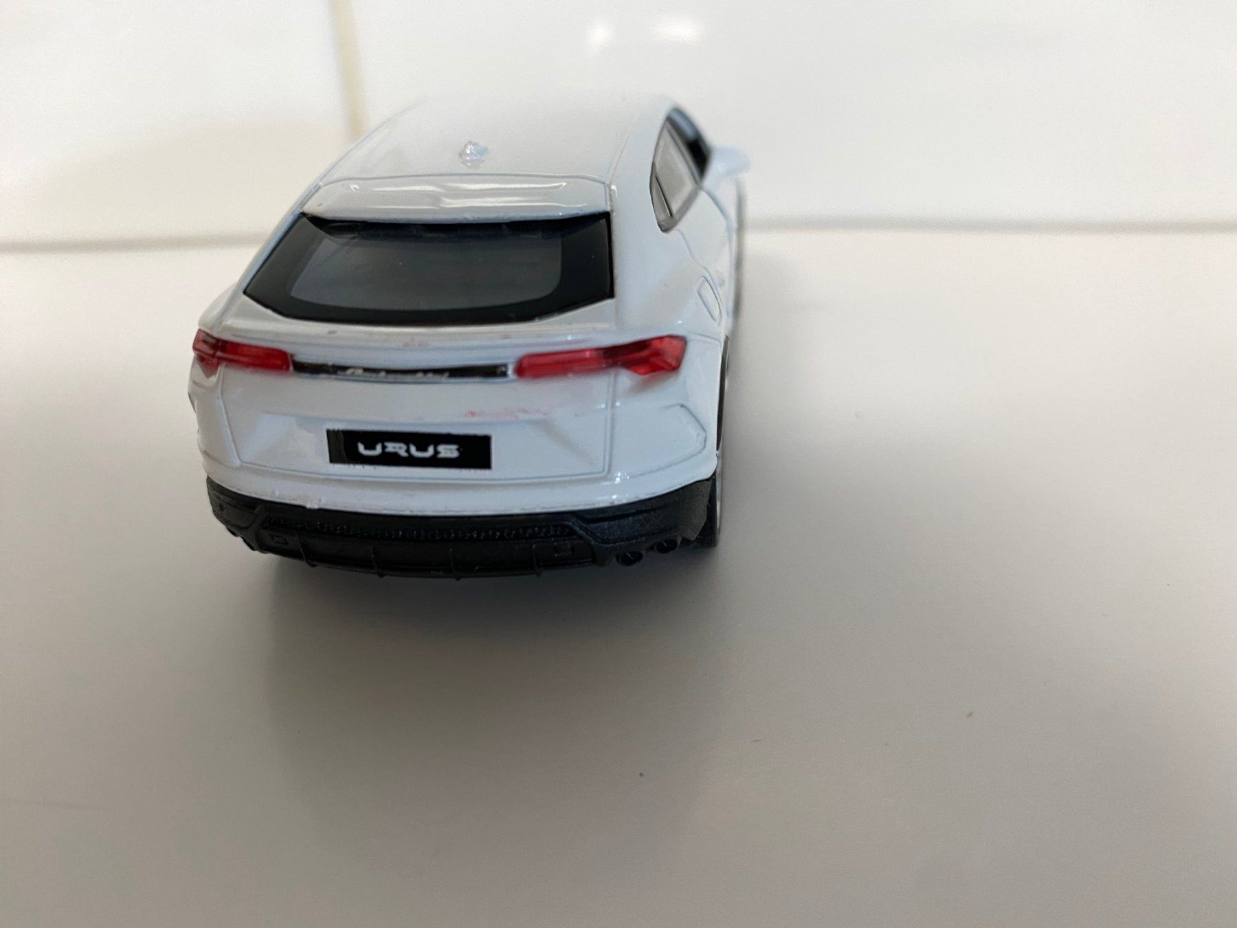 Lamborghini Modellini d'auto: Welly Lamborgini Urus 1:32-1:38, 421 – Usato da Männedorf venduto da toroloco1953 2