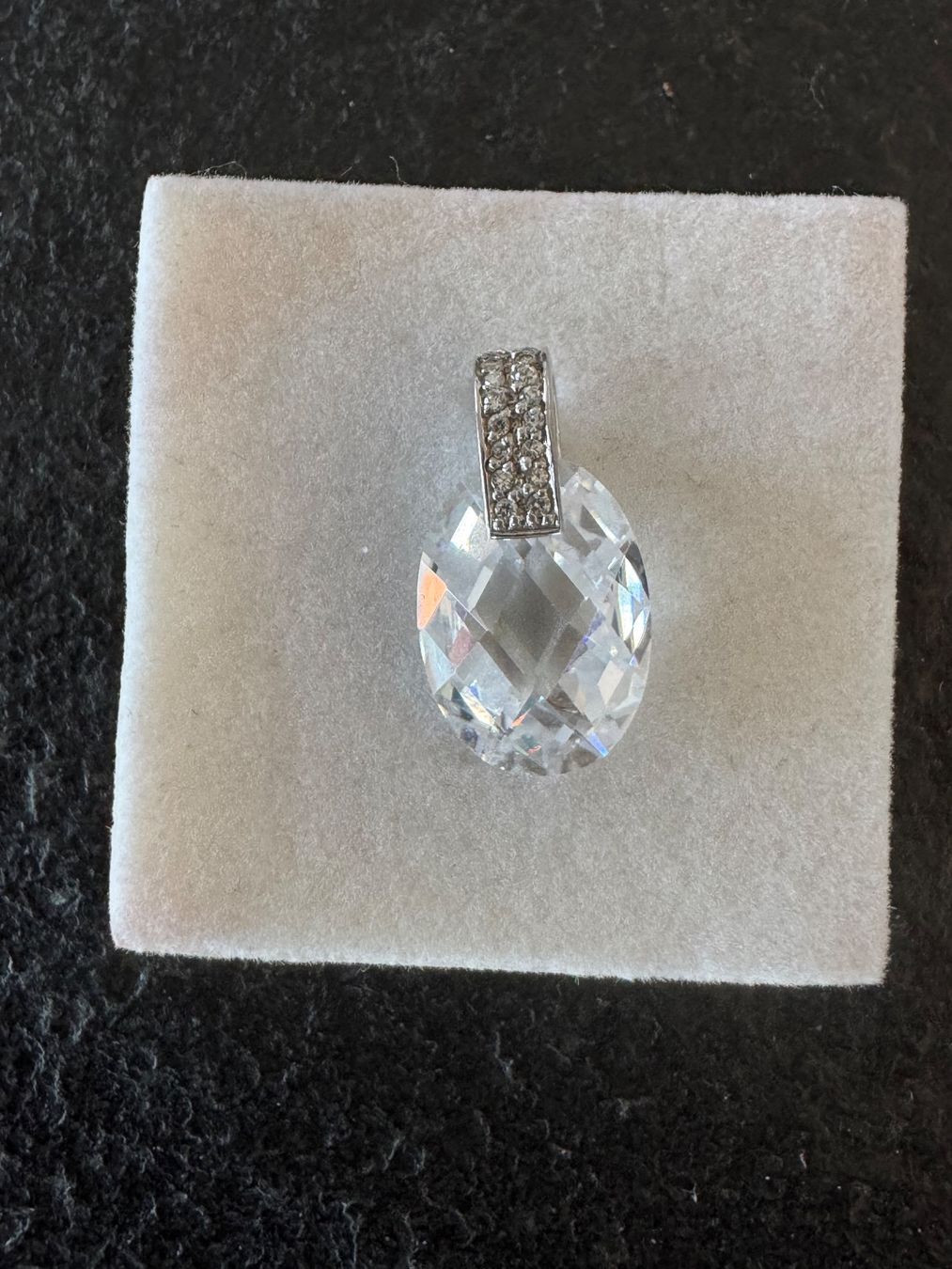 Anhänger: Wunderschöner Zirkonia Anhänger / 925 Silber – Neu (gemäss Beschreibung) aus Bellikon von tomsawyer_75