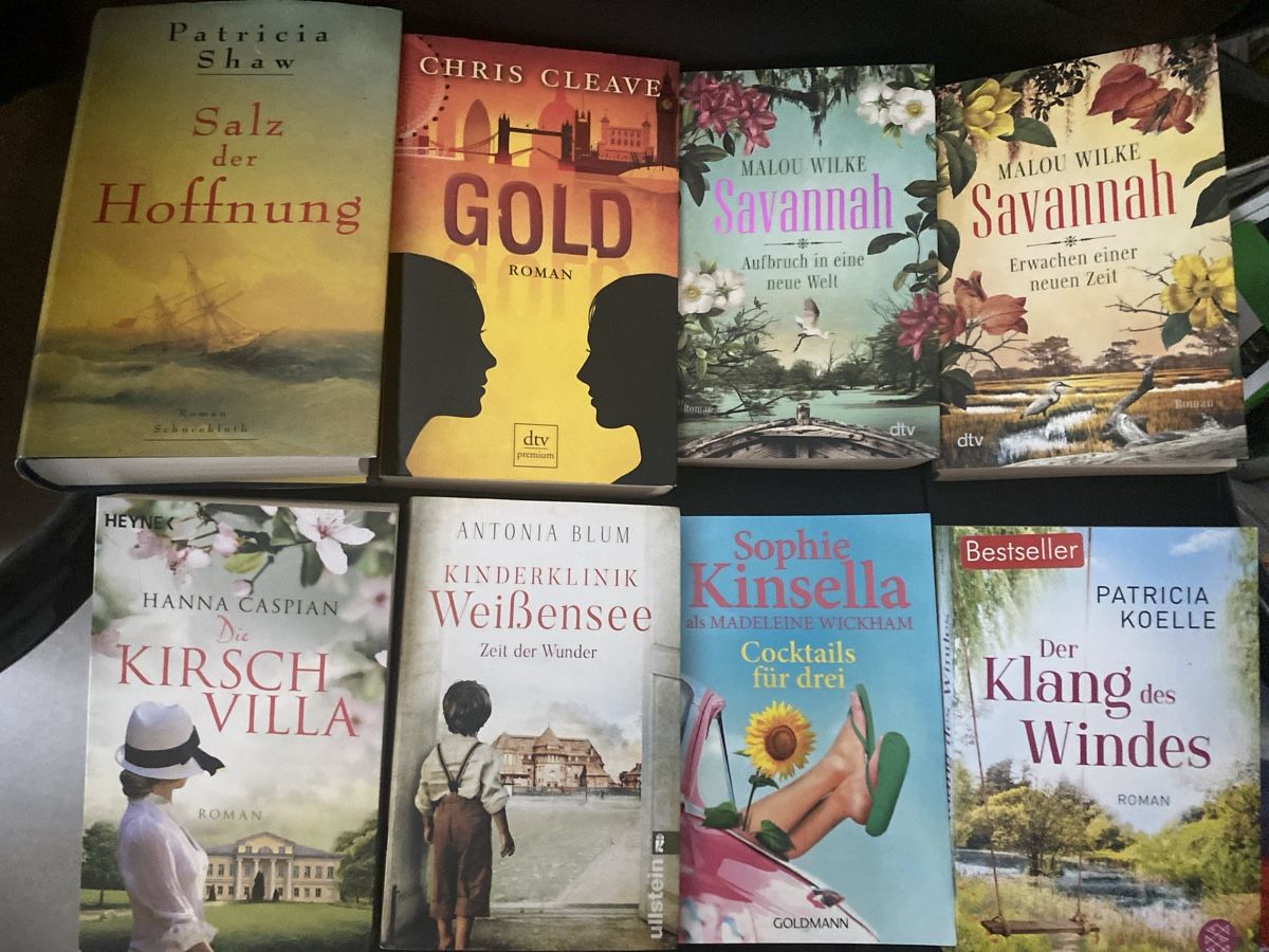 Libri: 8 Romane - starke Frauen - Schicksal – Usato da Erlinsbach SO venduto da Silverstorm
