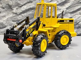 Caterpillar _ CAT IT28 Radlader _ Industrielader __ OVP 1:50