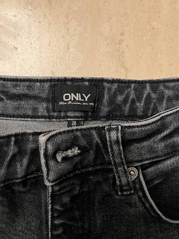 Jeans: Cargo Jeans Frauen – Usato da Berikon venduto da Alice_z 1