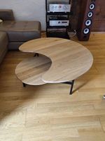 Massiver Salontisch aus Eiche/Metall