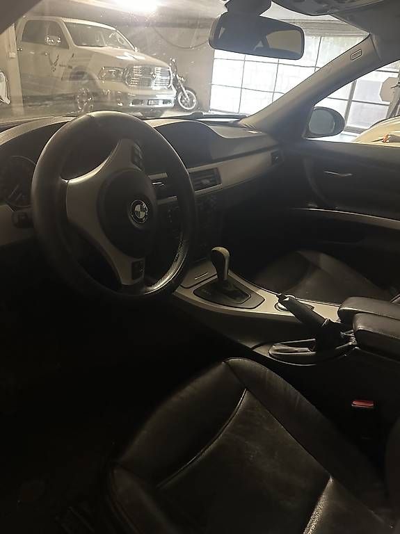 BMW Autos: BMW 320d e90 – D'occasion à Eschenz par kos_262w 2