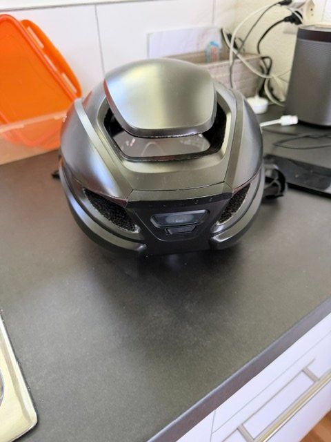 Caschi: Lumos Fahrradhelm – Usato da Herrenschwanden venduto da Sonne008 2