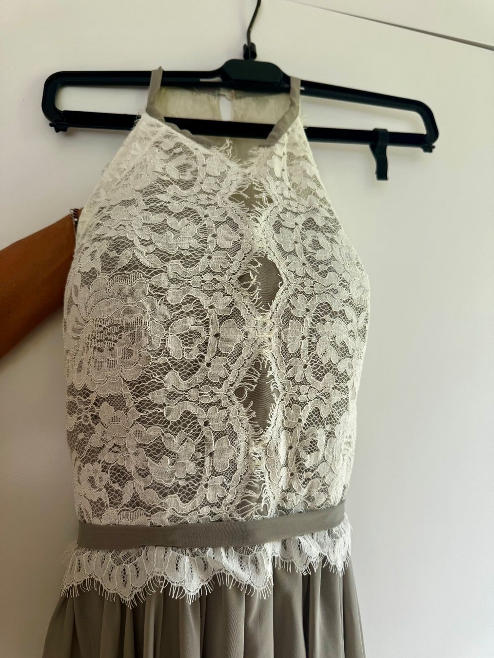 JJ’s House Kleider: Abendkleid lang mit Spitzen-Oberteil – Gebraucht aus Herrliberg von kat_q7sj 2