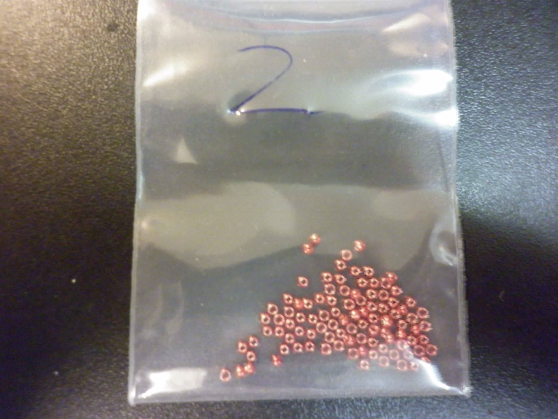 Perle (finte): 100 perles tungstène rouge mét.  2,00 mm – Nuovo (secondo la descrizione) da Fribourg venduto da versus702