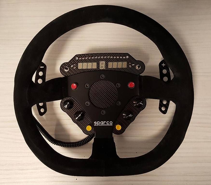Tutti gli attrezzi: FiTech Sparco L360 mit Custom ButtonBox – Usato da Hombrechtikon venduto da KgDingeling 3