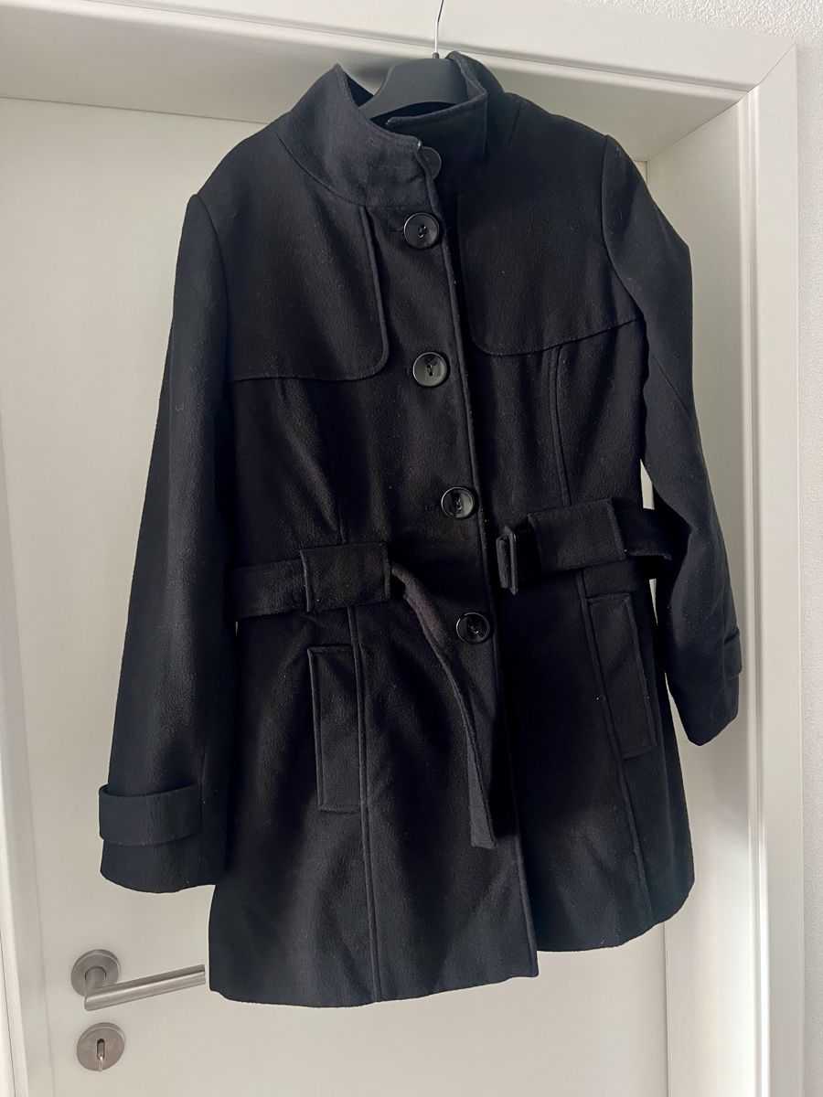 Cappotti: Charmant manteau noir – Nuovo (secondo la descrizione) da Châtel-St-Denis venduto da Calou1820