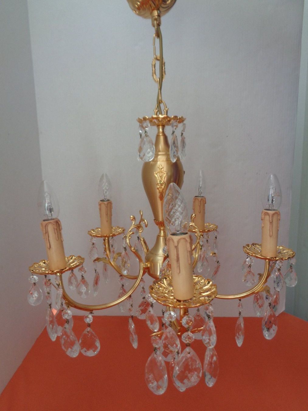 Lampade: Kronleuchter 6-armig mit Kristallglas – Usato da Chur venduto da omonia 3