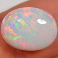 9.2 Karat - Heller Ovaler Äthiopischer Welo Opal