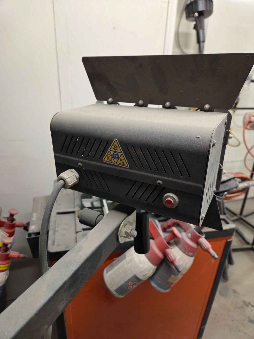 Lampade: UV-A Lampe 400W auf Stativ mit Timer gebraucht – Usato da Langenthal venduto da Calag 3