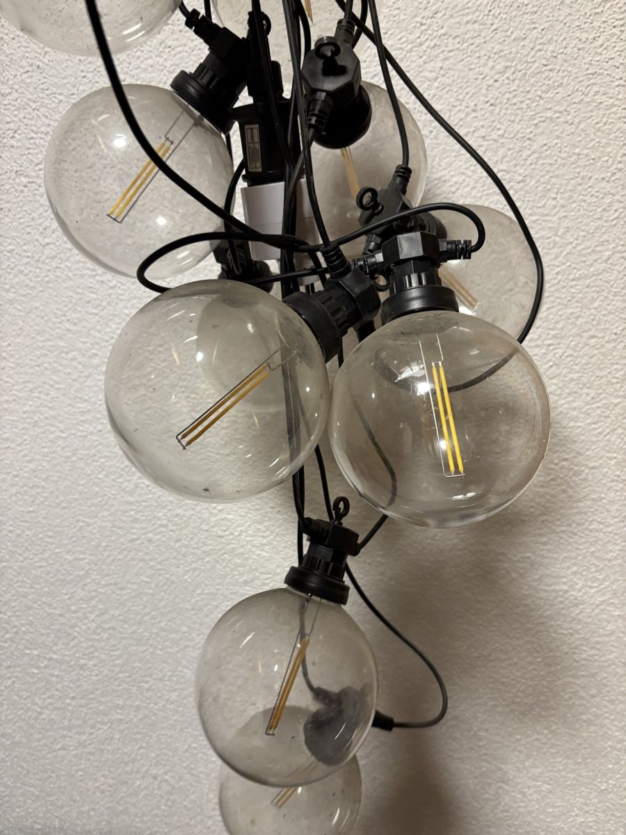 Lichterketten & Leisten: Lichterkette aussenbereich – Gebraucht aus Frutigen von fly222