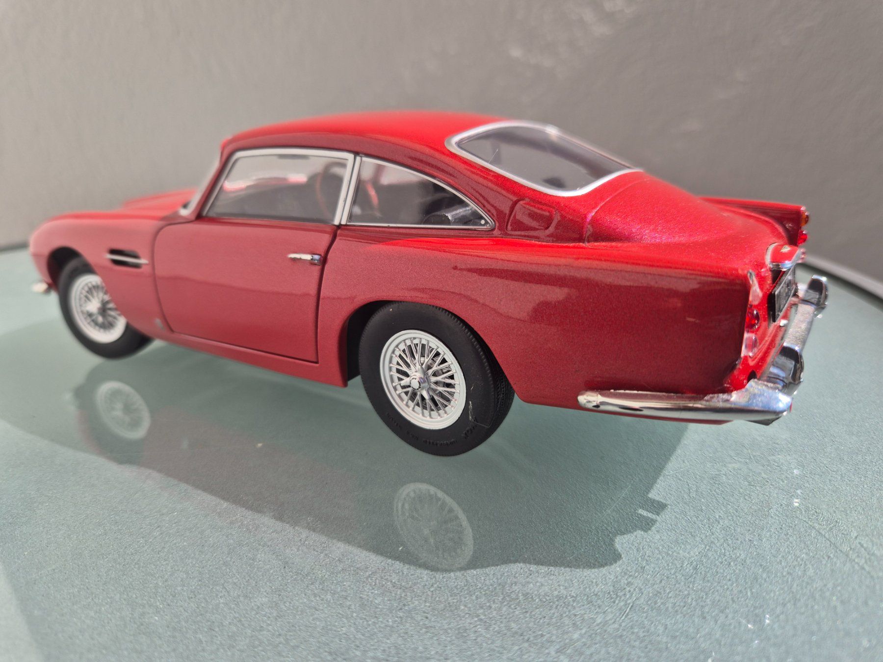 Aston Martin Modellautos: Aston Martin DB5 von Solido – Gebraucht aus Oberbuchsiten von laffite54 4