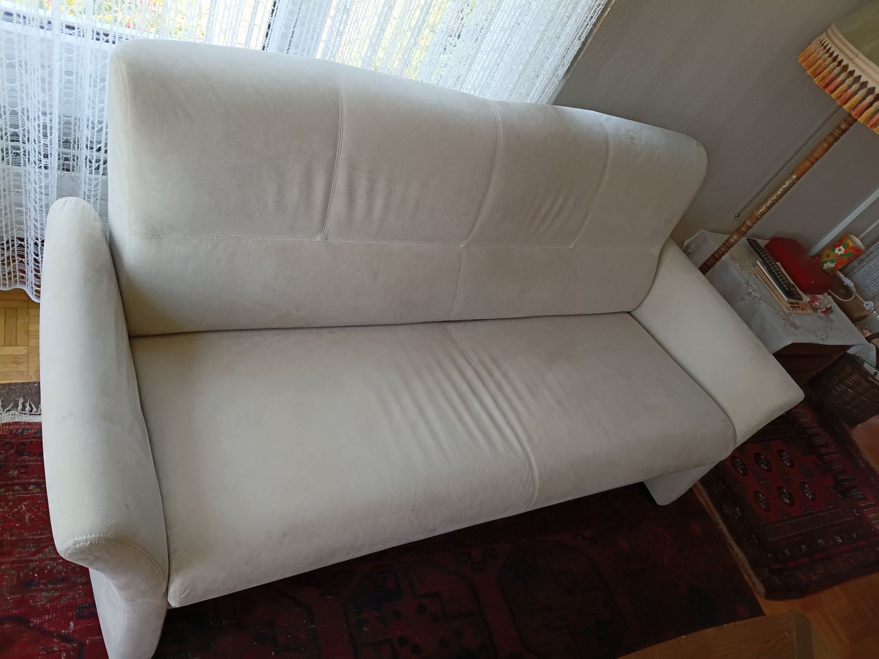 Sofas: Schönes, modernes Sofa günstig – D'occasion à Abtwil SG par Ahuu 1