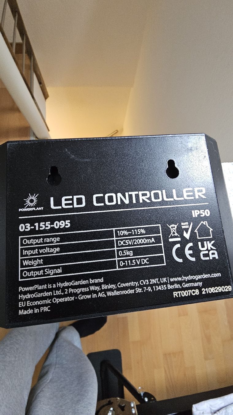 Lampade: PowerPlant 400W LED Grow Light komplett mit Controller – Usato da Au ZH venduto da Juka-BTC 8