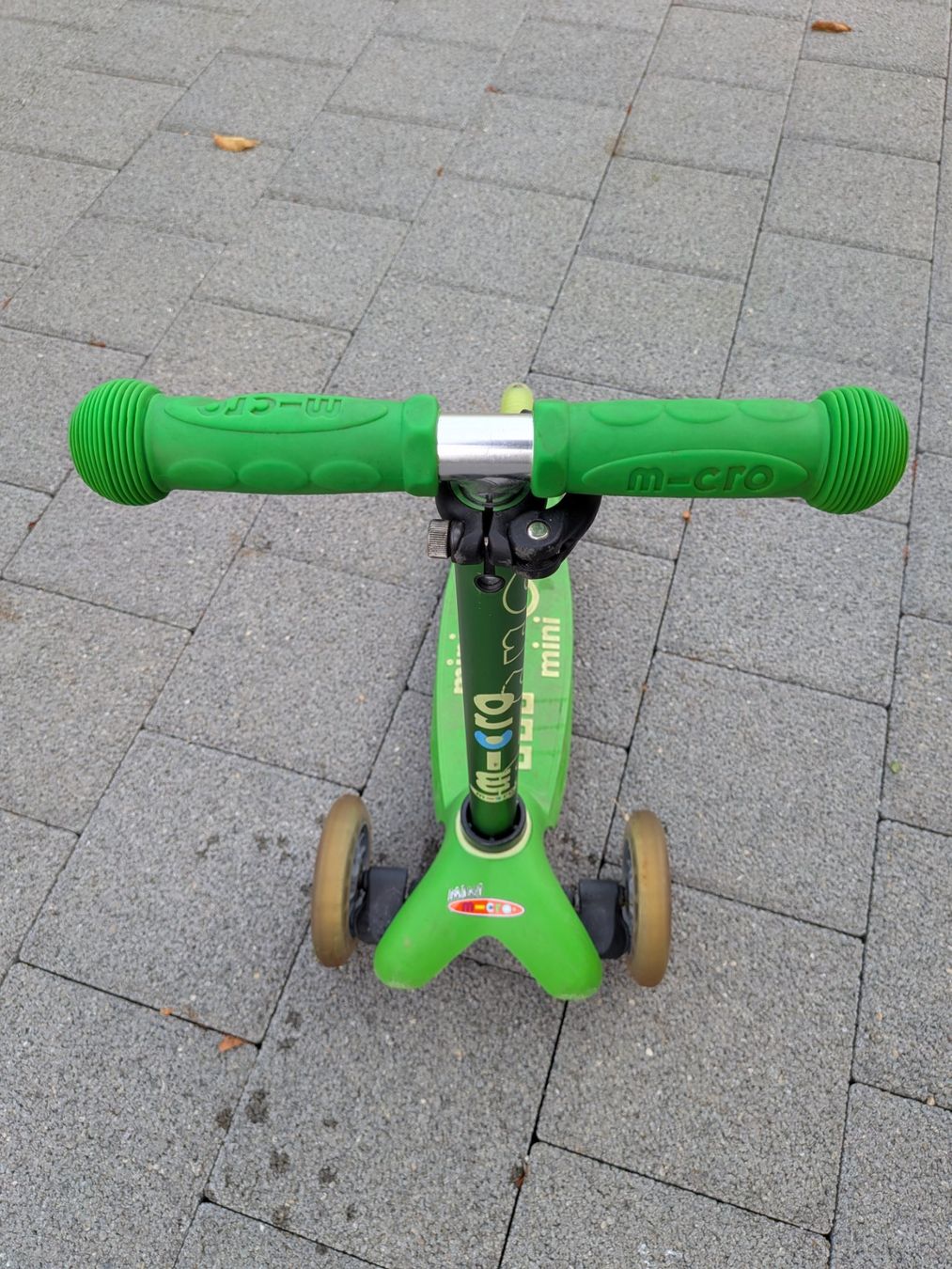 Scooters: Micro Mini Scooter grün gebraucht – D'occasion à Suhr par sjungo 1