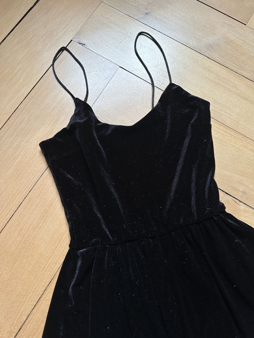 H&M Jumpsuits: Jumpsuit schwarz gliternd XS – Gebraucht aus Zürich von Diazaio 1