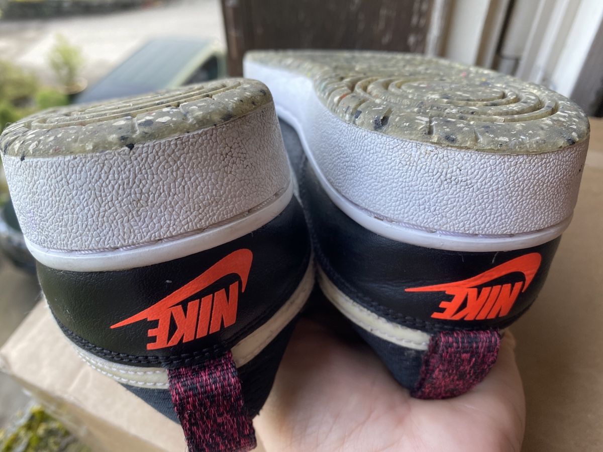 Nike Damenschuhe: Nike Sneaker Gr. 38.5 Schwarz/Weiss – Gebraucht aus Dübendorf von feusiedi 5
