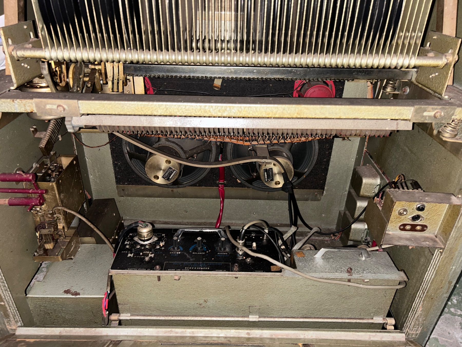 Jukebox: jukebox Jupiter 120 Stereo (Juniter) – Usato da Miécourt venduto da arm_9nhx 6