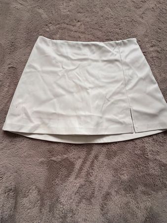 Rock kurz Damen beige Grösse 38 guter Zustand
