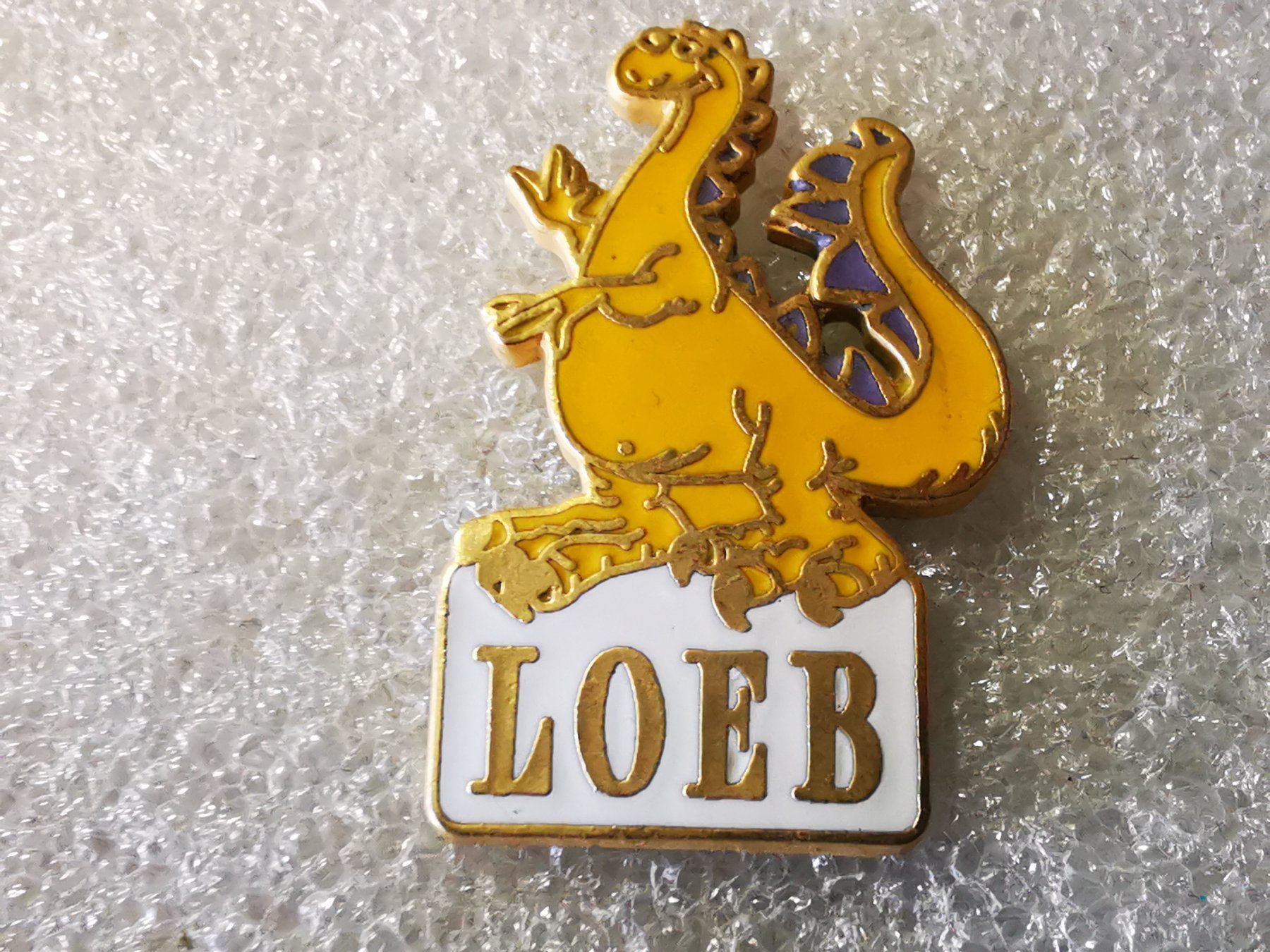 Placchette & Badge: Ansteckpin 144: Loeb – Usato da Oppligen venduto da Pin-Fall-Shop