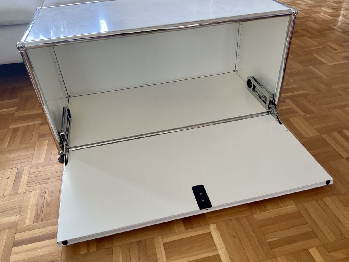 USM Cassettiere: USM haller lowboard weiss – Usato da schlieren venduto da euphemismus_1 2