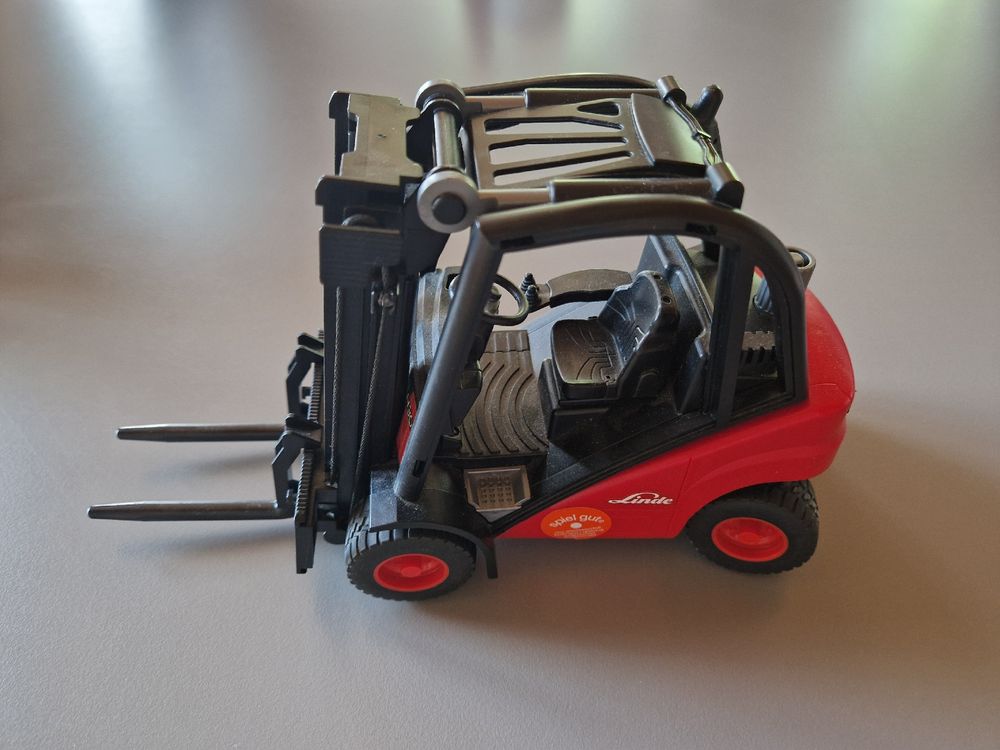 Bruder Jouets: Spielzeug Set für kleine Handwerker: Gabelstapler & Co! – D'occasion à Wollerau par kellenbergers 2