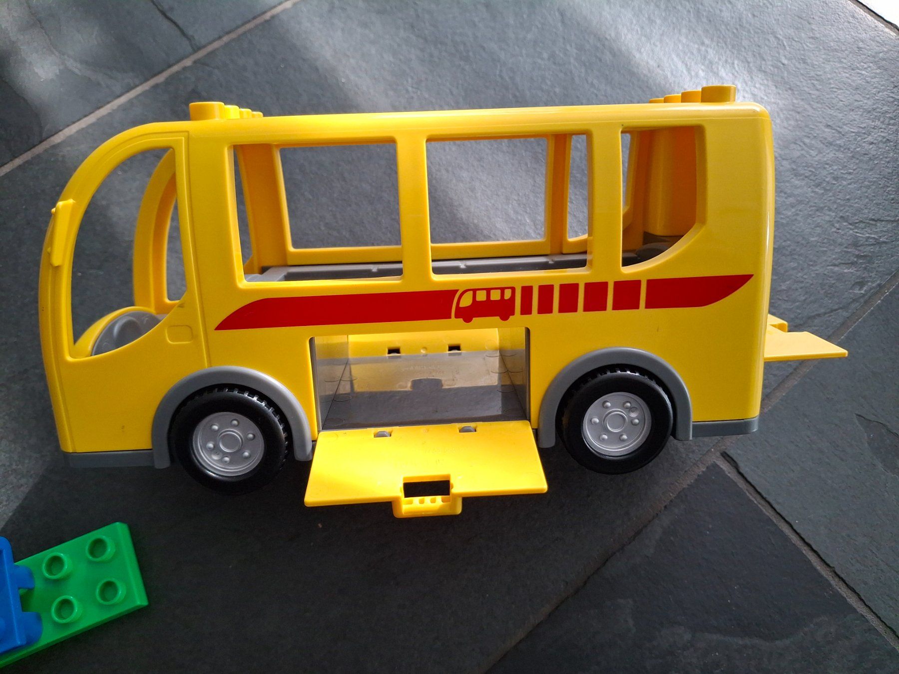 Lego Kit di costruzioni: Lego Duplo 5636 - Bushaltestelle – Usato da Emmenbrücke venduto da ruf_fsy9 1