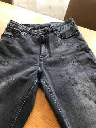Schwarze skinny Cross Jeans entspricht gr.34 Masse beachten