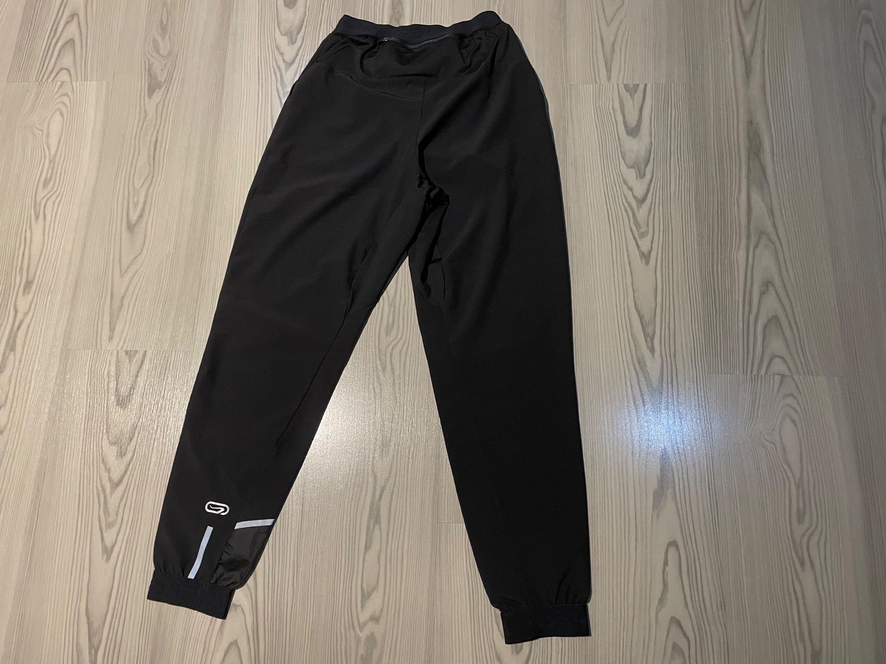 Decathlon Pantaloni: Sporthose – Usato da Freienwil venduto da weberjoel 1