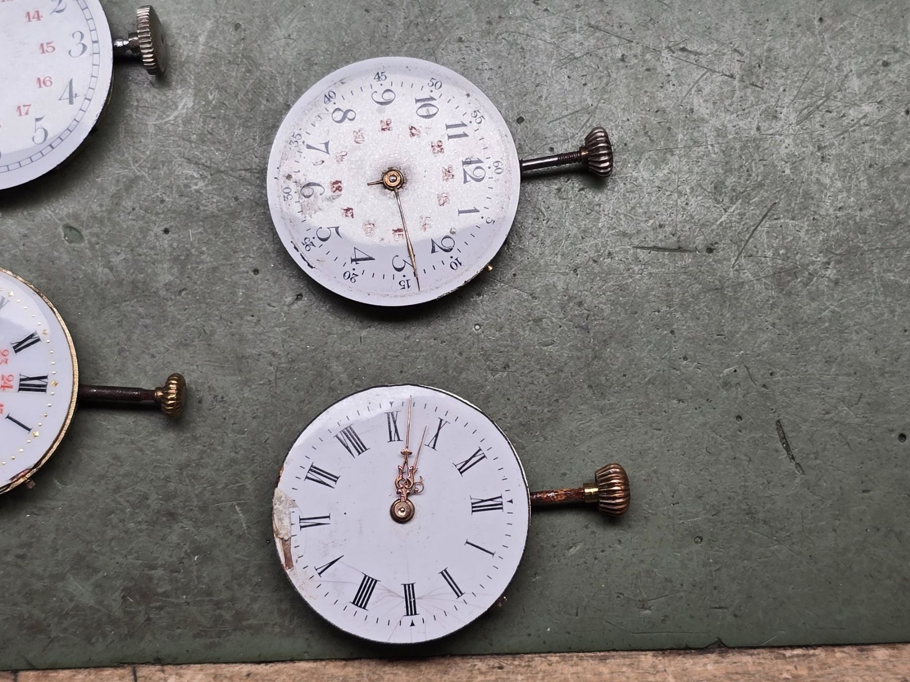 Orologi: Lot de 6 mouvement anciens – Difettoso da Tramelan venduto da Nirdan 2