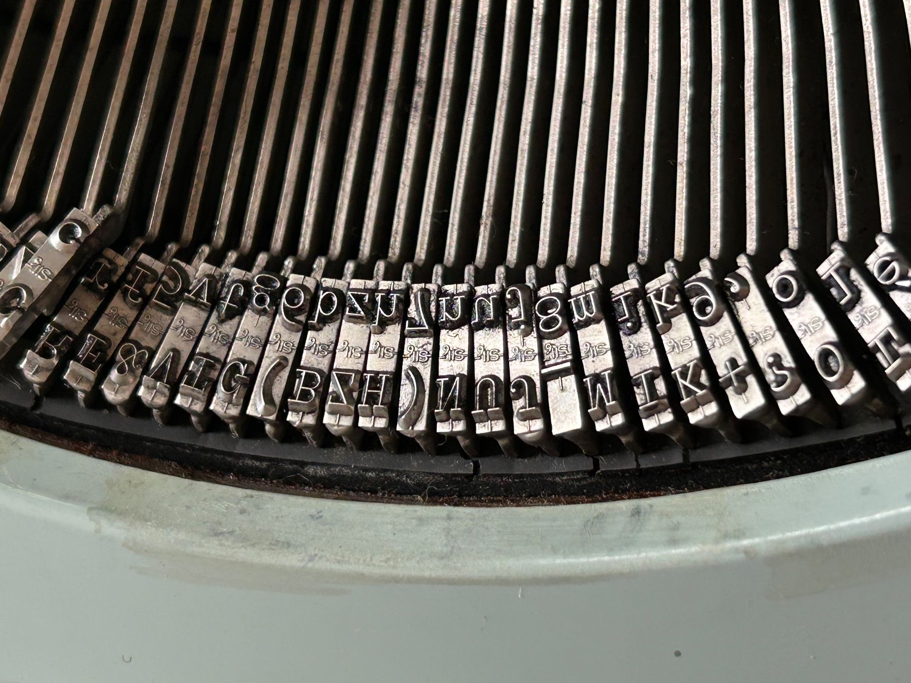Macchine da scrivere: Machine à écrire Hermès baby vintage – Usato da Cheseaux-Noréaz venduto da glamourana 7