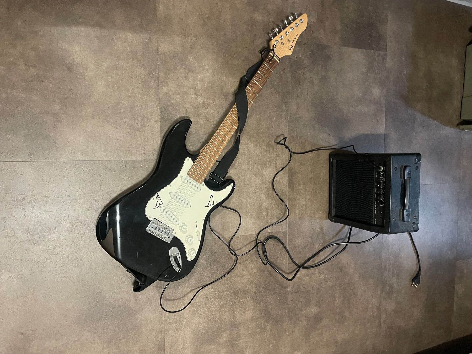 Strumenti musicali: E-Gitarre Set mit Verstärker gebraucht – Usato da Kirchberg BE venduto da wenzelzuber