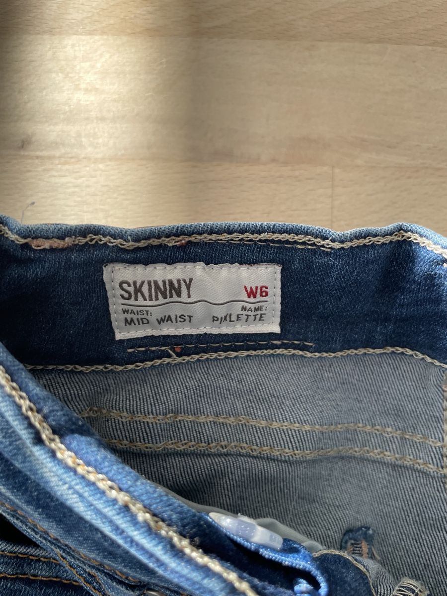 Pepe Jeans Hosen: Pepe Skinny Jeans ca Gr. 116 – Gebraucht aus Solothurn von Silbermond01 2