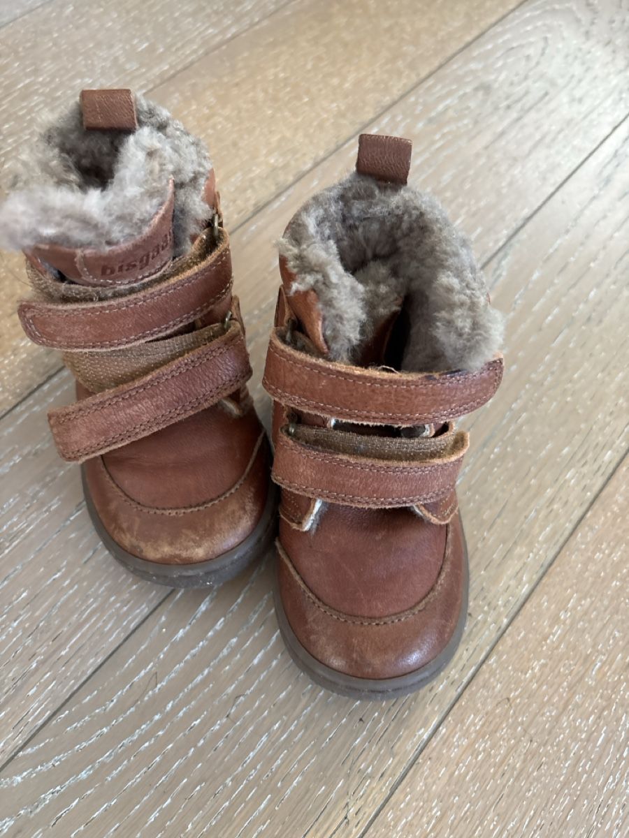 Schuhe für Jungen: Winter Boots Brown Size EU 21 – Gebraucht aus Zürich von muz_5h6k