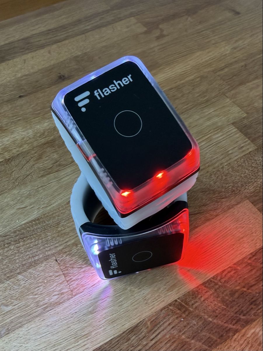 Ersatzteile: Velo Blinkerarmband „Flasher“ – Gebraucht aus Speicherschwendi von Goatkeeper 1