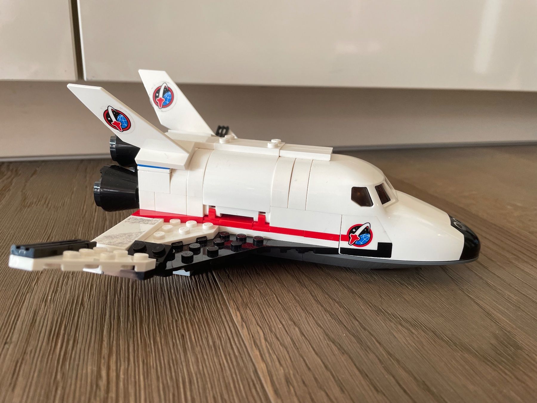 Lego Kit di costruzioni: Lego 60078 - La navette spatiale – Usato da Satigny venduto da gislerl