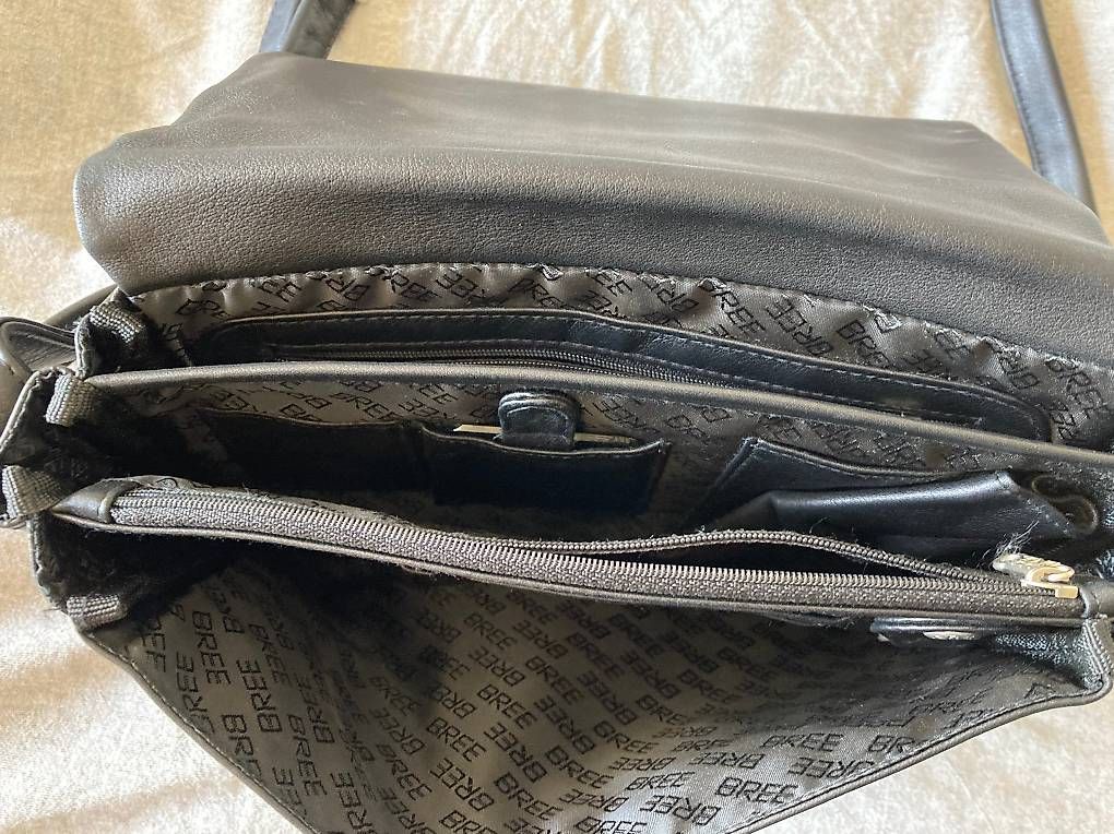 Borse da donna: Sac Bree cuir noir – Usato da Renens VD venduto da chrstn 3