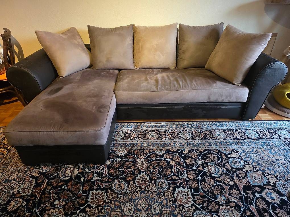 Sofas: Canapé-lit – Gebraucht aus Clarens von sabrina0211