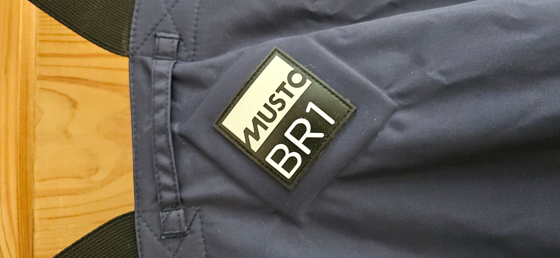 Musto Completi, tute sportive e funzionali: Segelanzug – Usato da Sarnen venduto da sivani01 5