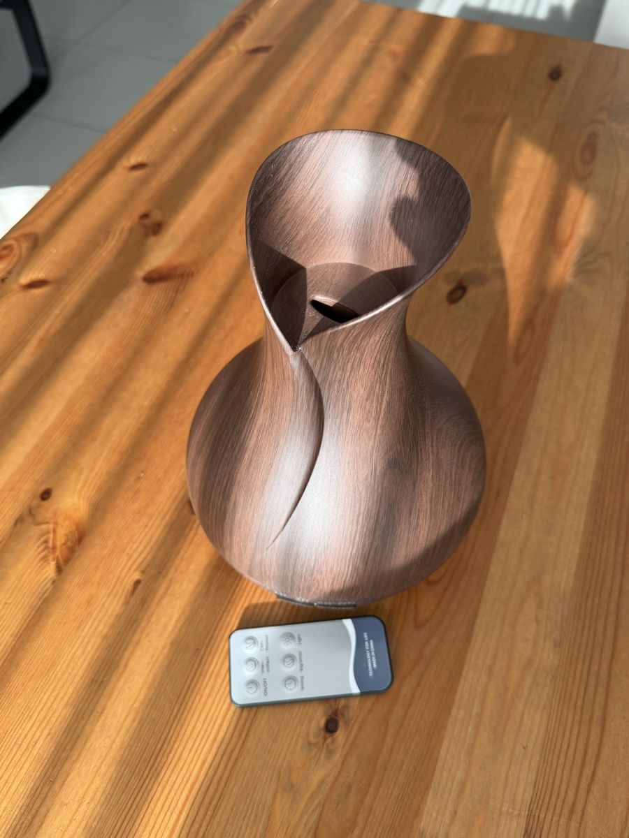 Diffusori di oli essenziali: Aroma Diffuser Ultraschall mit LED Licht 550ml Holz Optik – Usato da Bütschwil venduto da hagy89 1