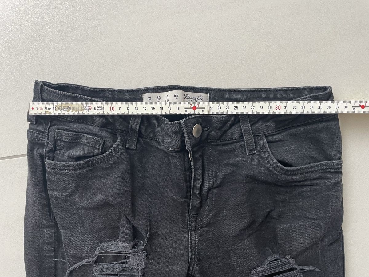 Jeans: Damen Jeans Gr M – Usato da Rüti ZH venduto da kar_xx9l 1