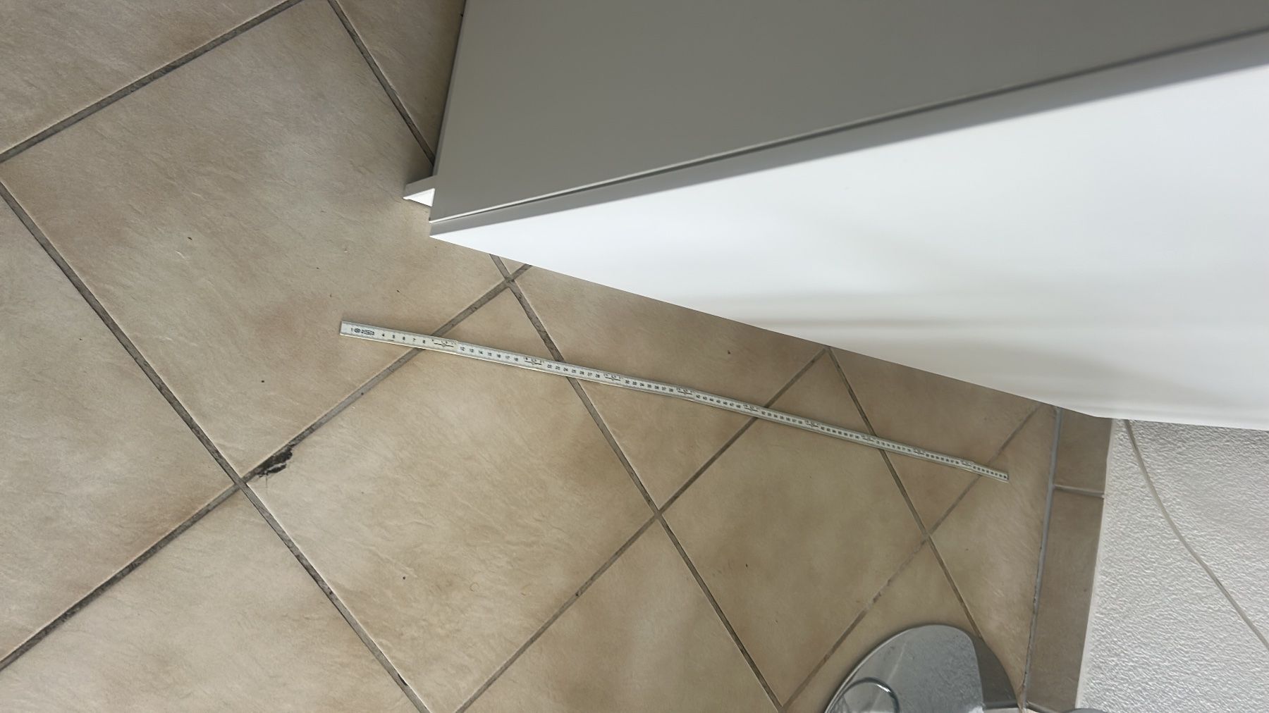 Cucine complete: Weisser Kücheninsel auf Räder – Usato da Tübach venduto da esosu 2