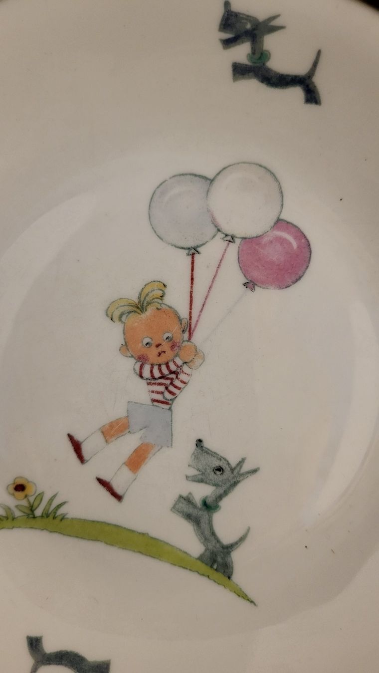 Teller: Warmhalte-Teller für Kinder – Gebraucht aus Basel von spinne02