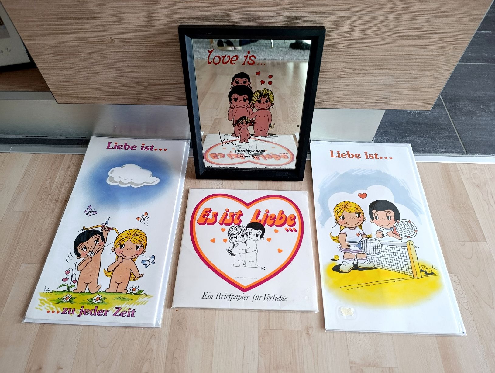 Karten: Liebe ist... Set: 1 Spiegel + 3 Postkarten – Gebraucht aus Wil SG von Donaldus 1