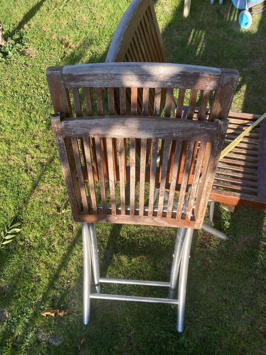 Chaises: 2 massive Gartenstühle  klappbar – D'occasion à Hendschiken par Sunnekiind 4