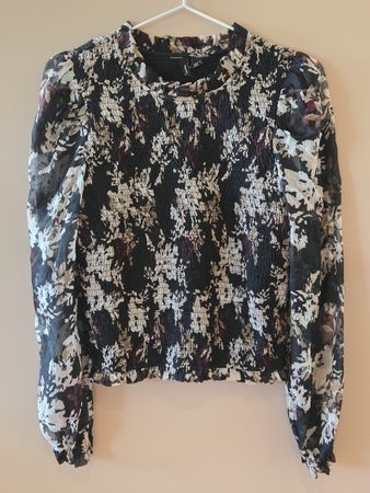 Schicke Carmenbluse Gr. M Blumenmuster