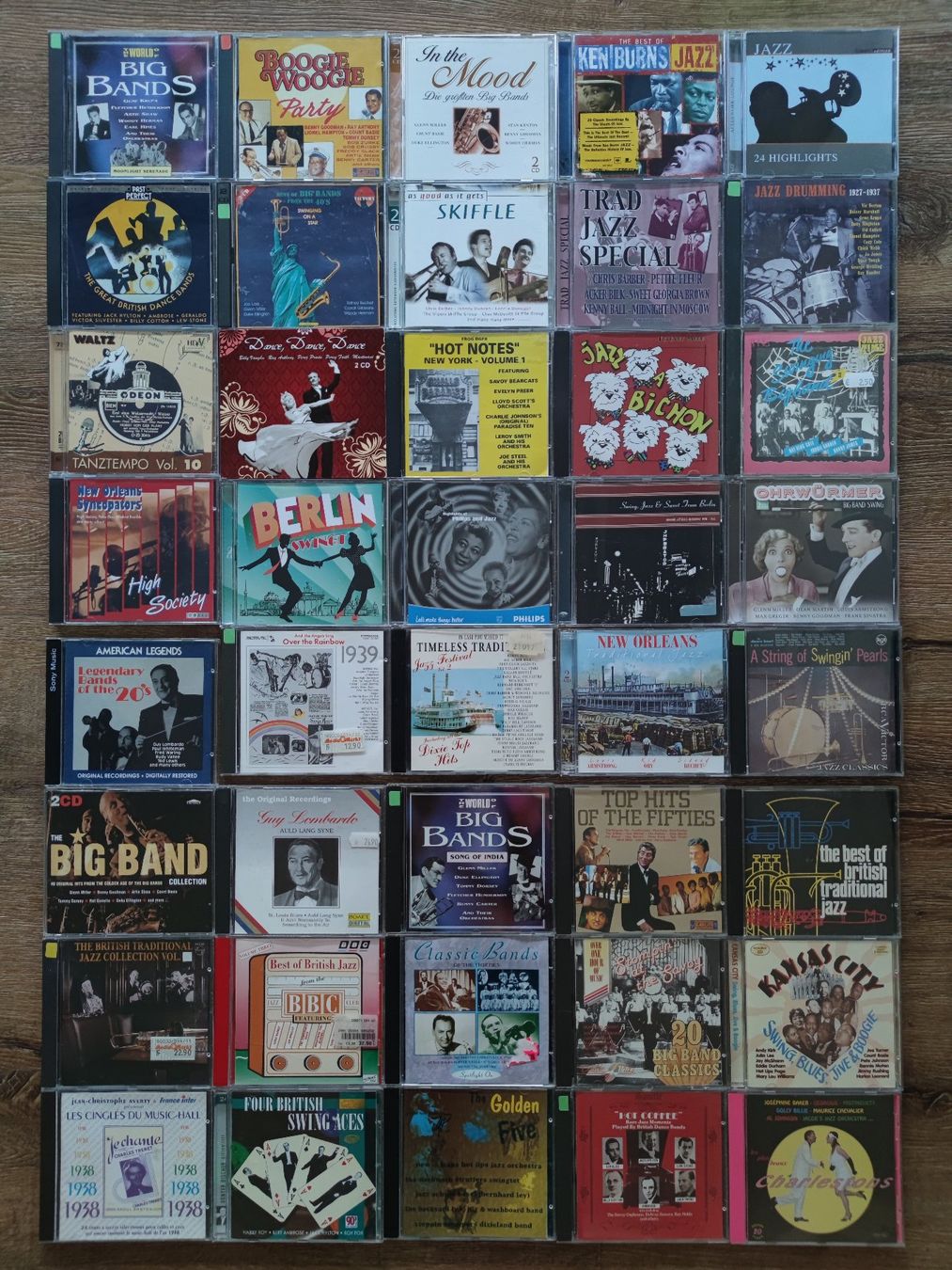 CD: 40 Compilation CDs - Jazz, Swing, Boogie, Dixie, u.a. – Usato da Fribourg venduto da Elyngwen