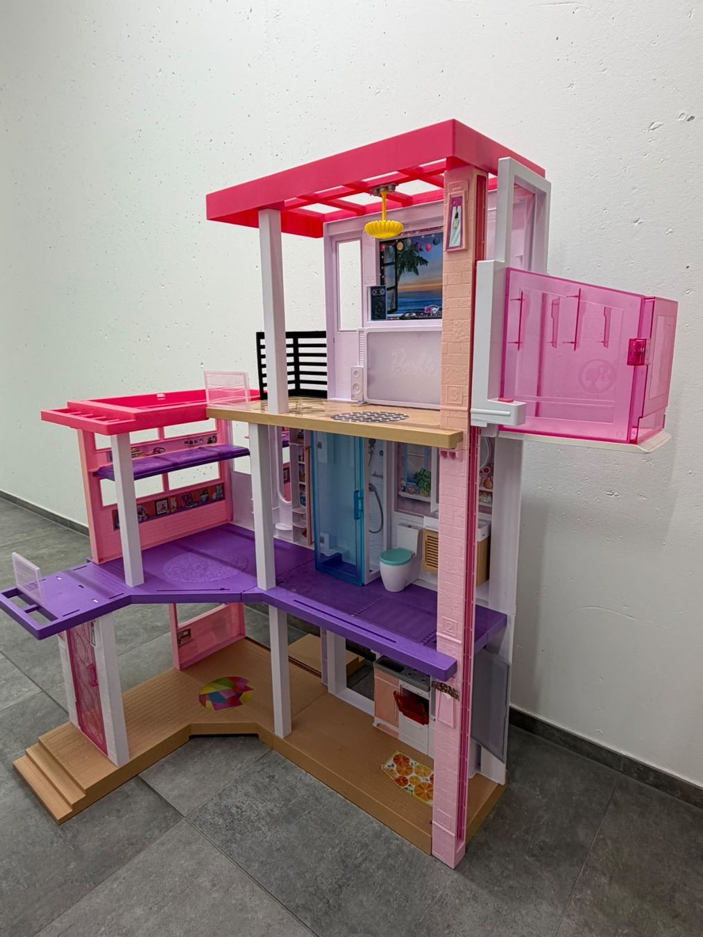 Barbie Puppenhäuser & -möbel: Barbie Haus 10.- – Gebraucht aus Richterswil von Elisa_810